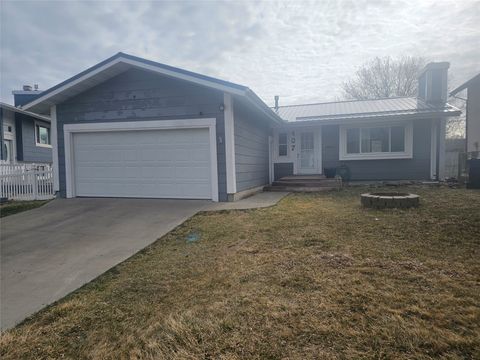 Photo of 407 Sweetgrass Court, Great Falls, MT 59405 (MLS # 30067910)