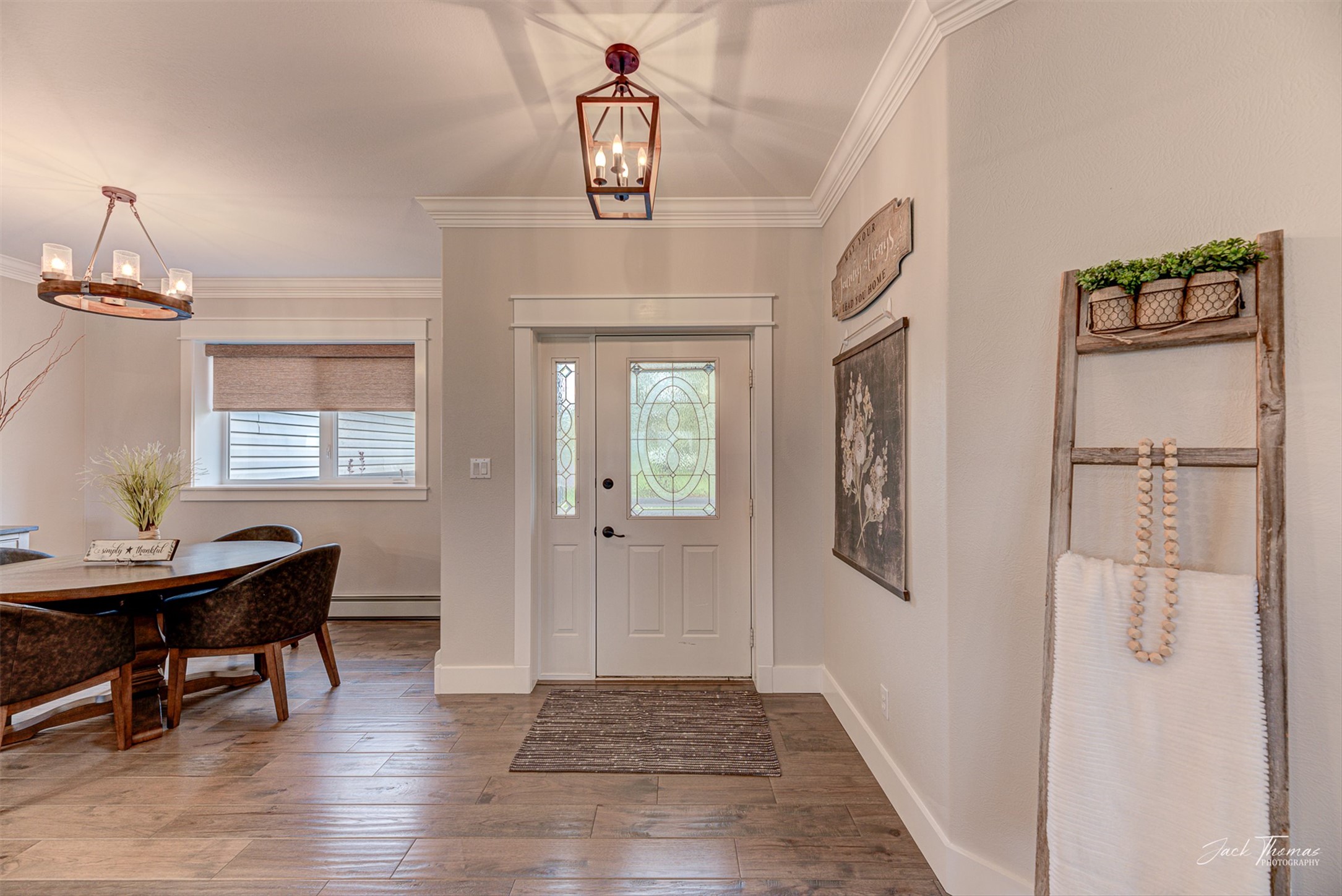 6015 Greenfield Loop