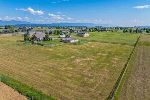 Tiny photo for 990 Farm Road, Kalispell, MT 59901 (MLS # 30058219)