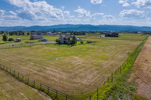 Tiny photo for 990 Farm Road, Kalispell, MT 59901 (MLS # 30058219)