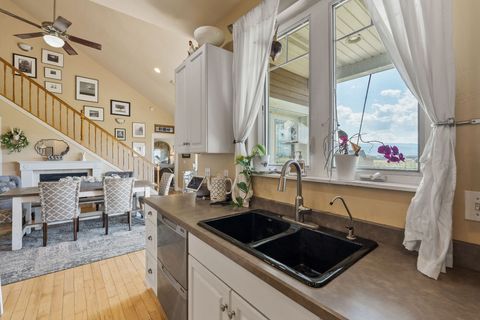 Tiny photo for 990 Farm Road, Kalispell, MT 59901 (MLS # 30058219)