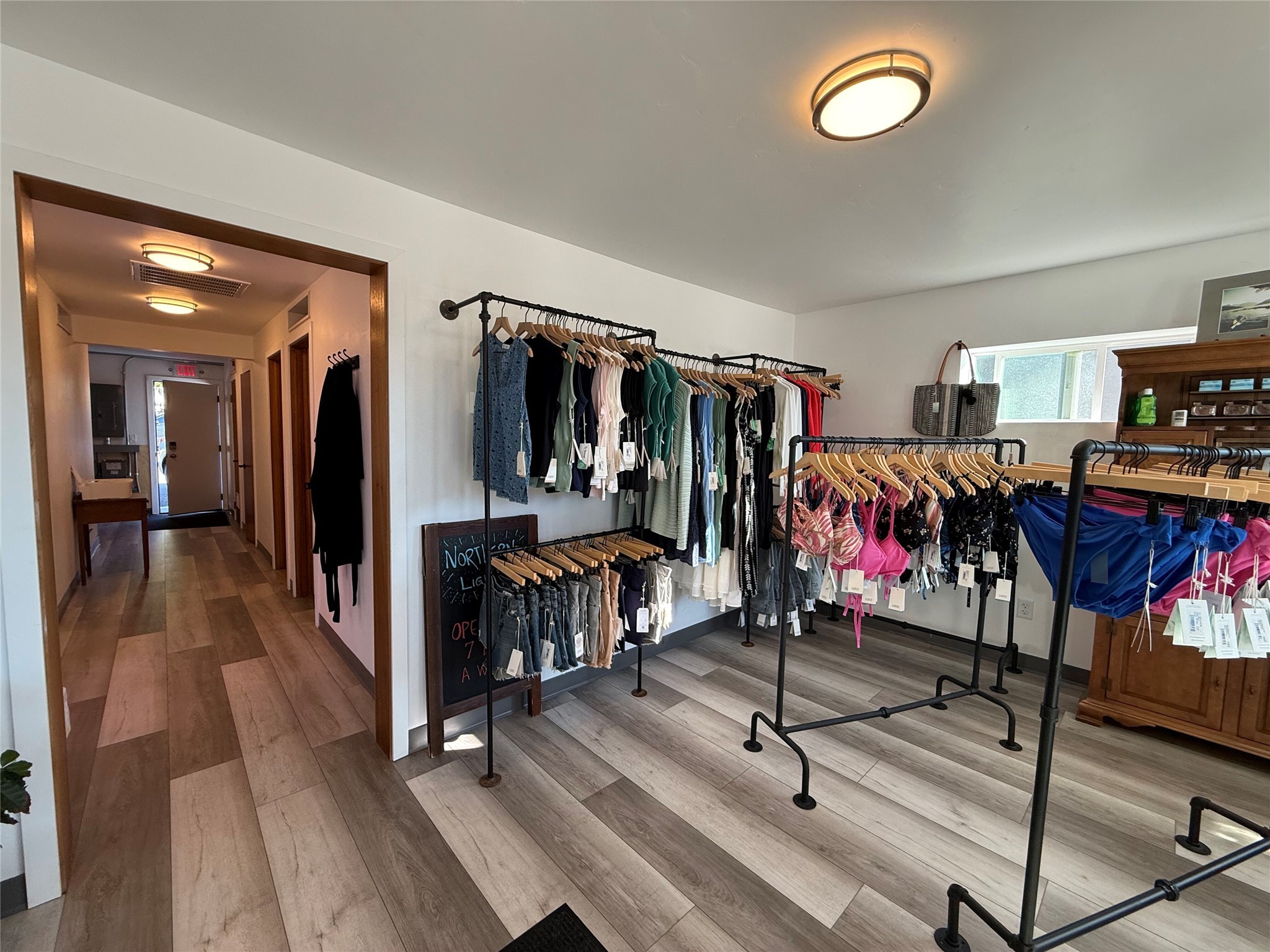 Columbia Falls, Montana 59912, United States, ,Commercial,Active,216451