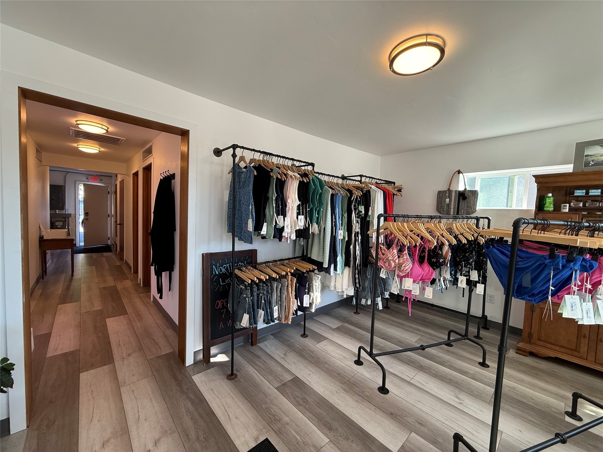 Columbia Falls, Montana 59912, United States, ,Commercial,Active,216451