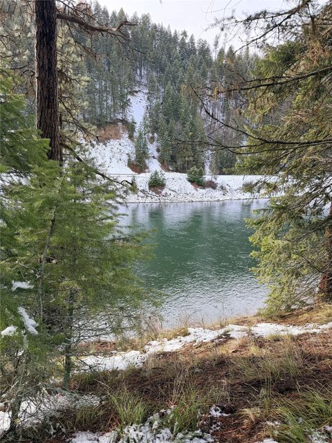 77 Trestle Creek Drive St Regis MT 59866