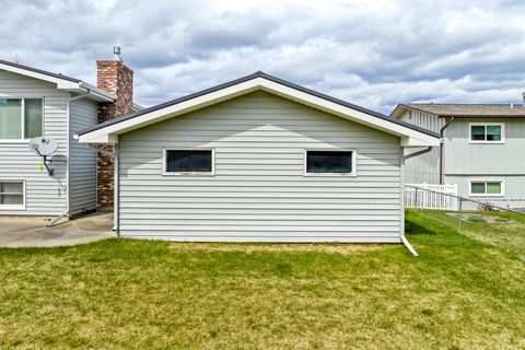 Tiny photo for 912 26th Avenue SW, Great Falls, MT 59404 (MLS # 30069274)