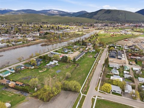 Tiny photo for 401 N California Street, Missoula, MT 59801 (MLS # 30071266)