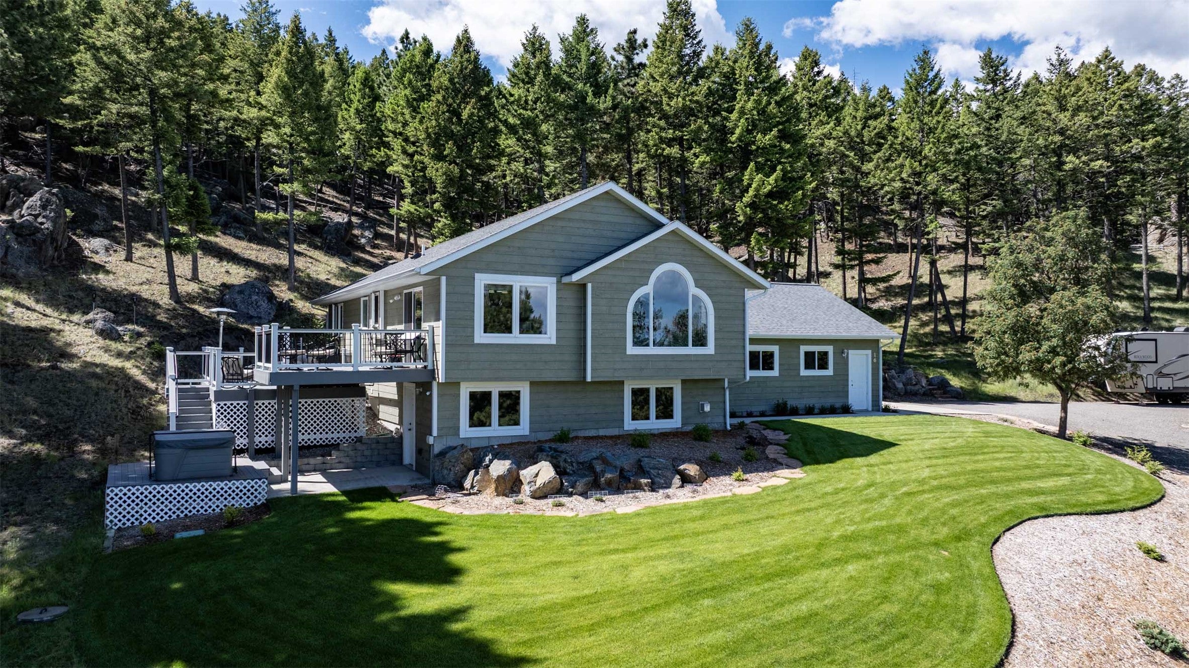 16 Evergreen Court