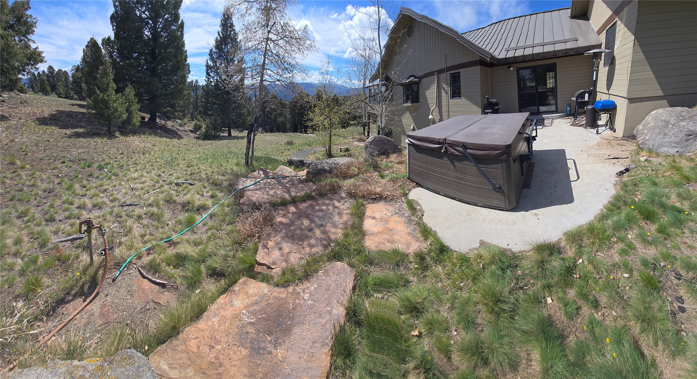 884 Wapiti Mountain Road