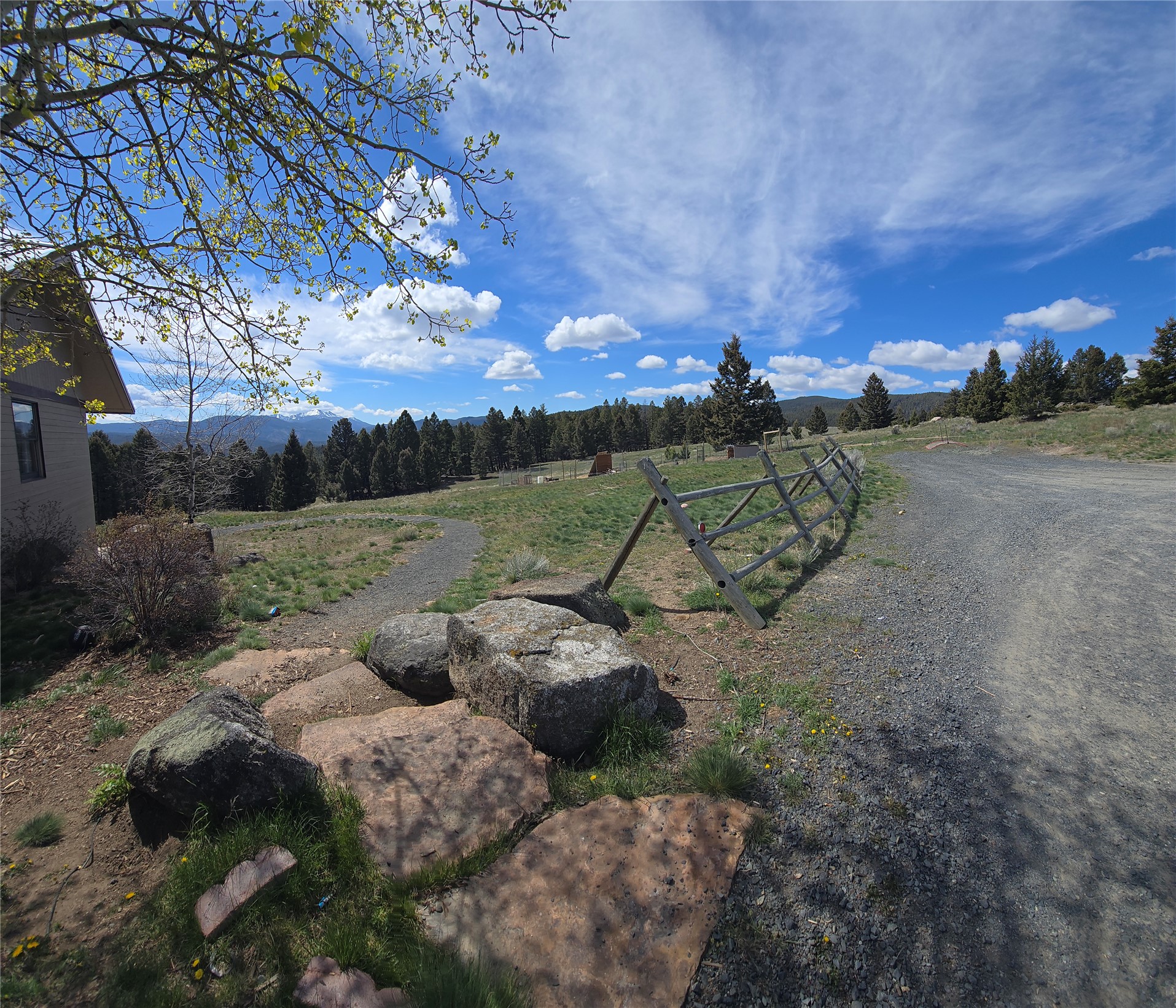 884 Wapiti Mountain Road