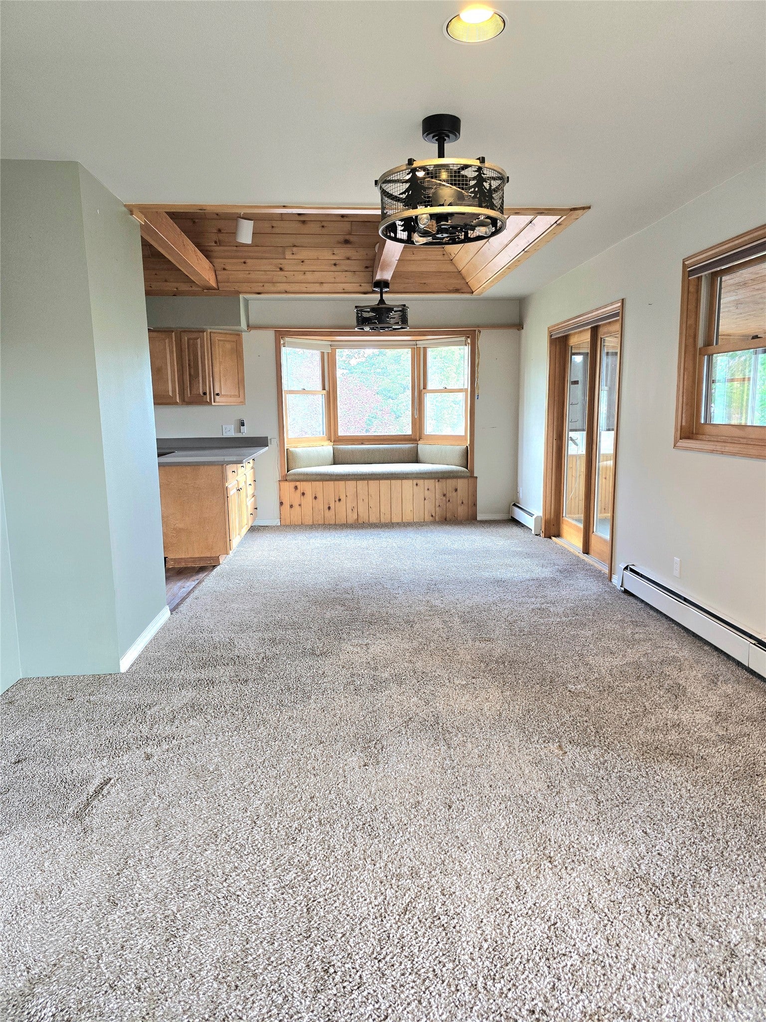 884 Wapiti Mountain Road