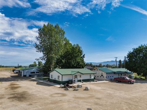 Photo of 1033 Old Corvallis Road, Corvallis, MT 59828 (MLS # 30063791)