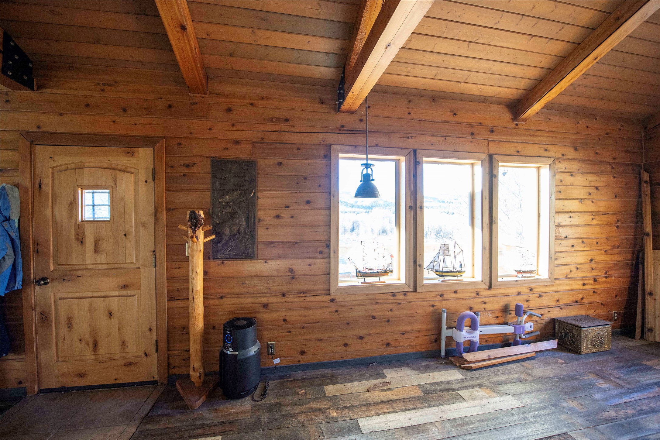 1105 Us Highway 12 E