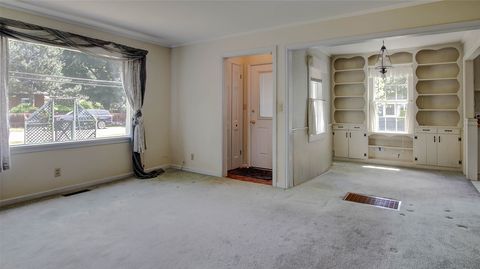 Tiny photo for 2405 Gilbert Avenue, Missoula, MT 59802 (MLS # 30073463)