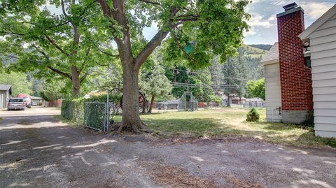 Tiny photo for 2405 Gilbert Avenue, Missoula, MT 59802 (MLS # 30073463)