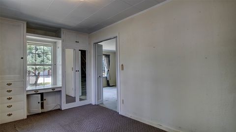 Tiny photo for 2405 Gilbert Avenue, Missoula, MT 59802 (MLS # 30073463)