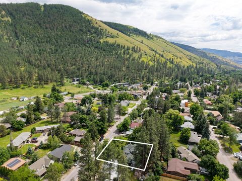 Tiny photo for 2405 Gilbert Avenue, Missoula, MT 59802 (MLS # 30073463)