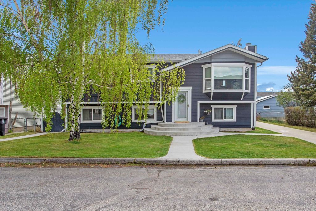 Photo of 103 Star Lane, Butte, MT 59701 (MLS # 30071477)