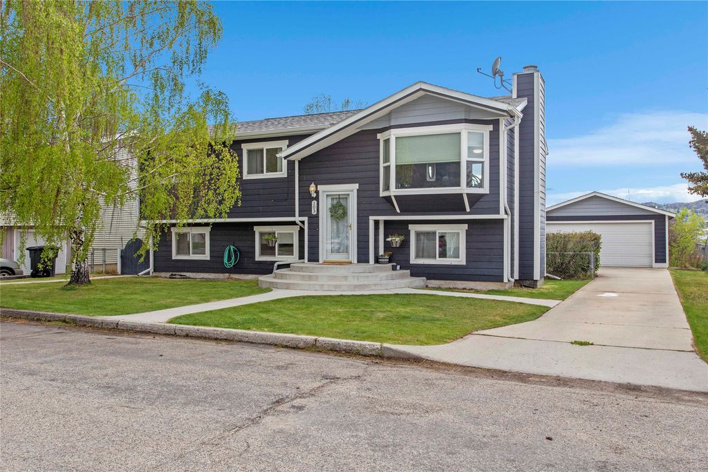 Photo of 103 Star Lane, Butte, MT 59701 (MLS # 30071477)