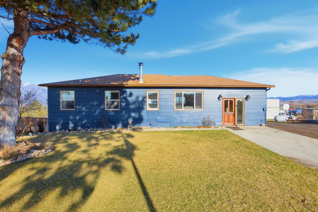 Photo of 446 Cougar Lane, Stevensville, MT 59870 (MLS # 30064141)