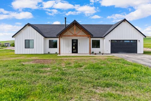 Photo of 34111 Stonewall Drive, Polson, MT 59860 (MLS # 30070637)