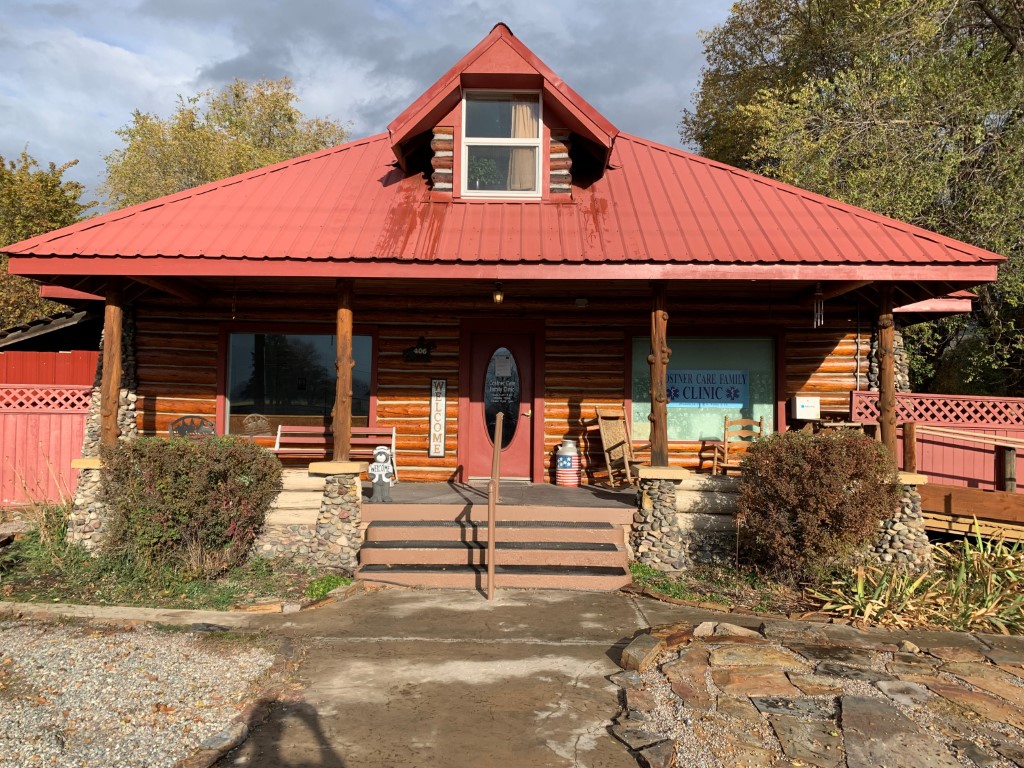 406 W Railroad Avenue