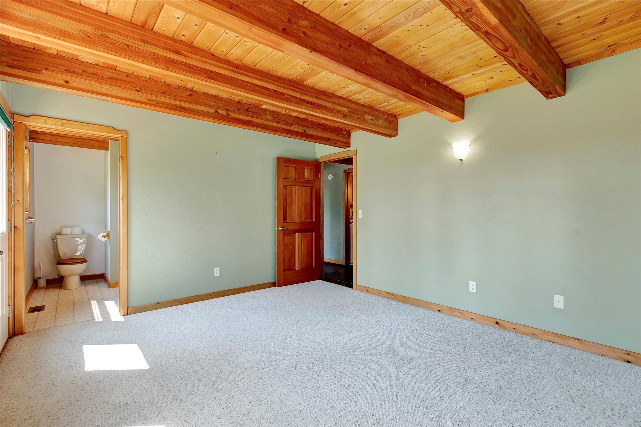 Victor, Montana 59875, United States, 3 Bedrooms Bedrooms, ,2 BathroomsBathrooms,Residential,Pending,48676