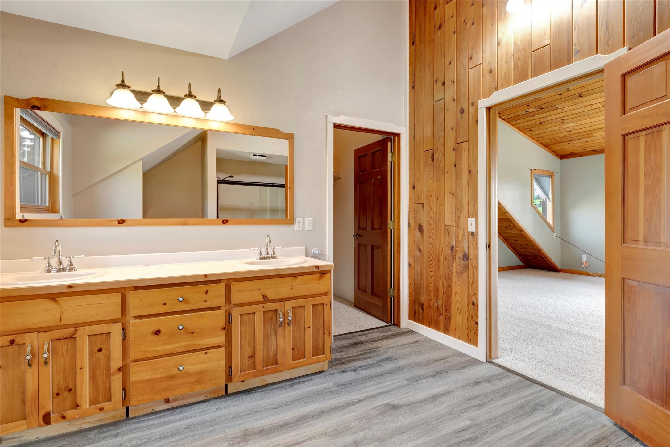 Victor, Montana 59875, United States, 3 Bedrooms Bedrooms, ,2 BathroomsBathrooms,Residential,Pending,48676