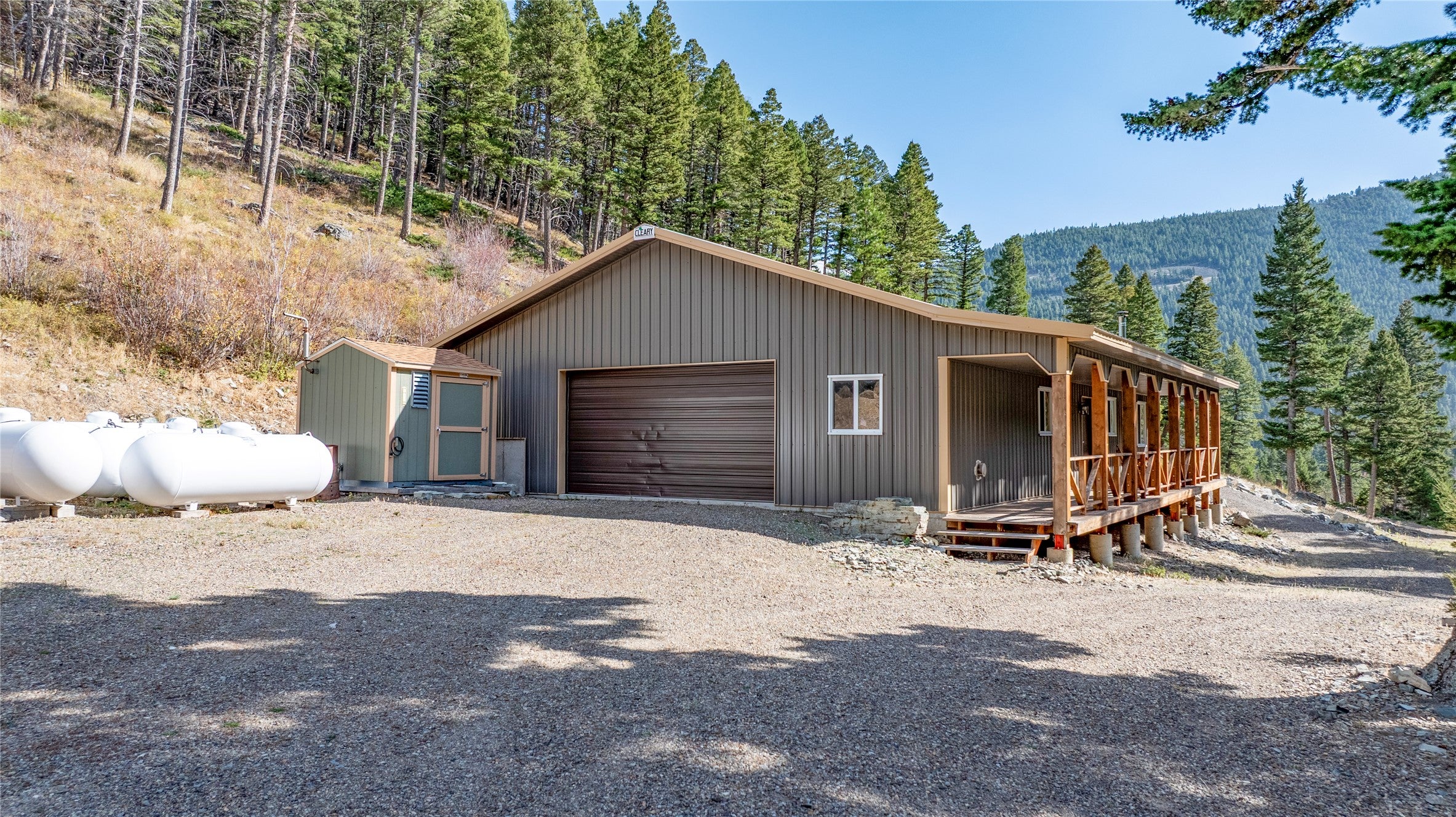 4476 Woods Creek Road
