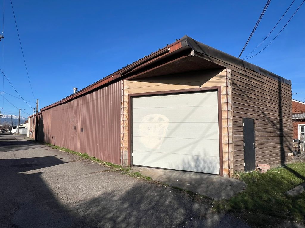 Photo of 320 Lawrence Street, Missoula, MT 59801 (MLS # 30067481)