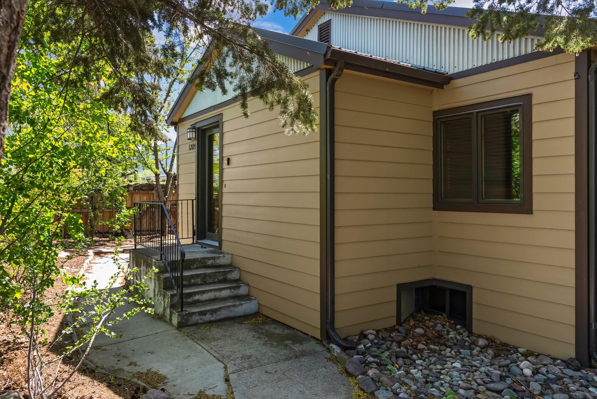 1205 Idaho Street