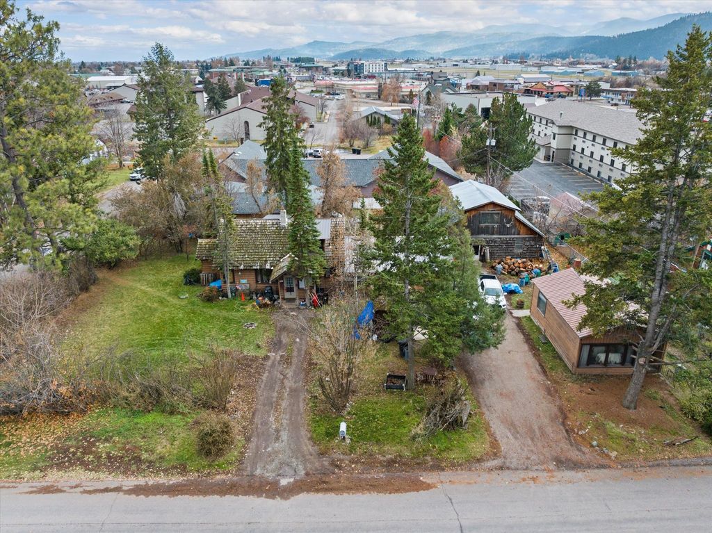 Photo of 1312 2nd Avenue E, Kalispell, MT 59901 (MLS # 30070878)
