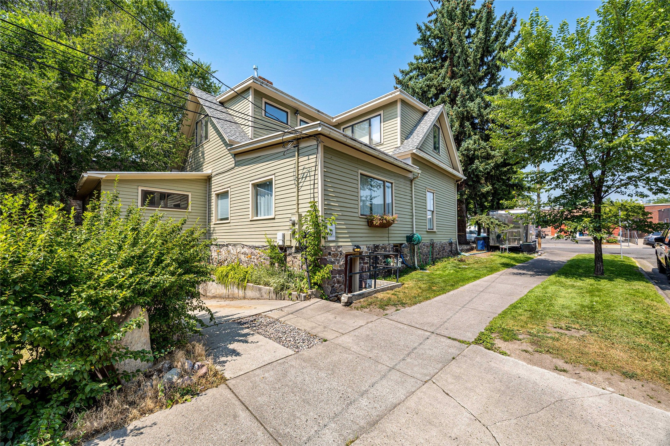 235 E Front Street