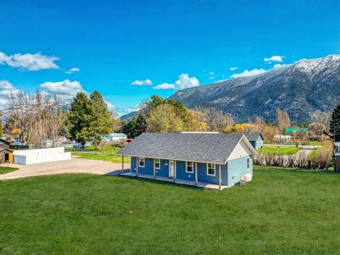 Photo of 1093 Roost Way, Columbia Falls, MT 59912 (MLS # 30069173)