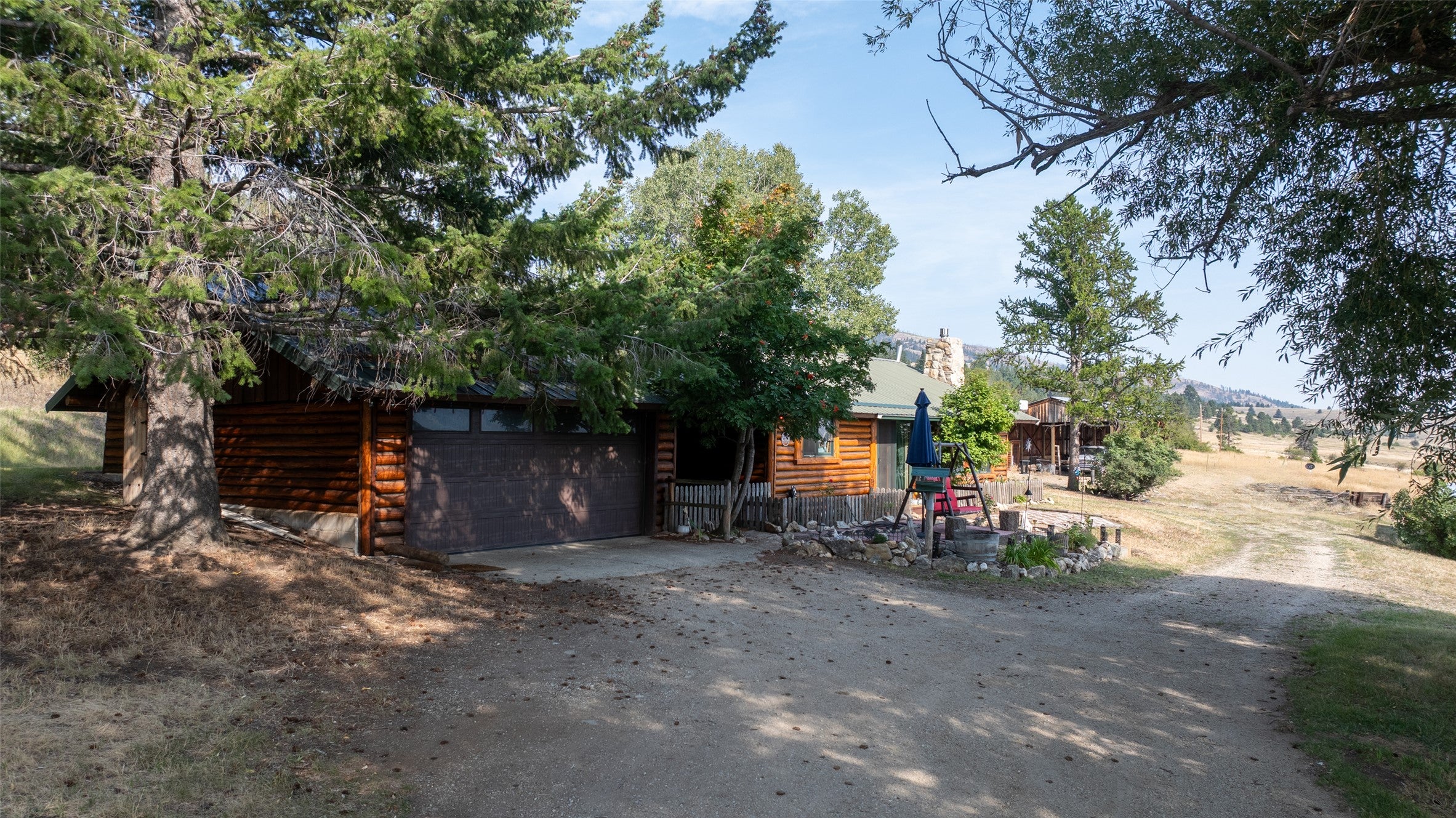 19707 Kings Road