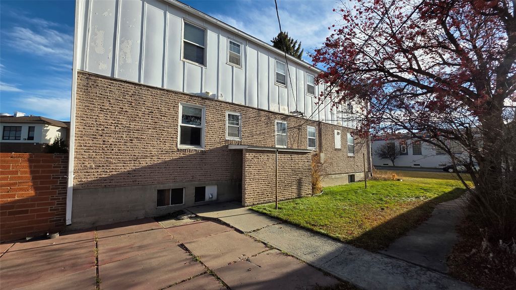 Photo of 804 Logan Street, Helena, MT 59601 (MLS # 30061504)