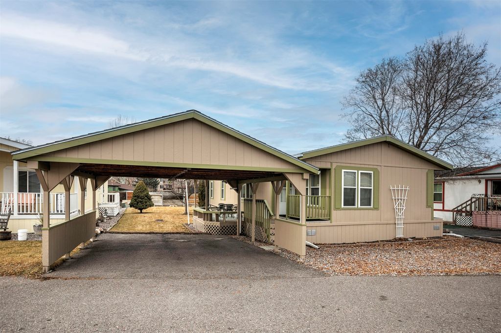 Photo of 1705 Josephine Avenue, Missoula, MT 59808 (MLS # 30065211)