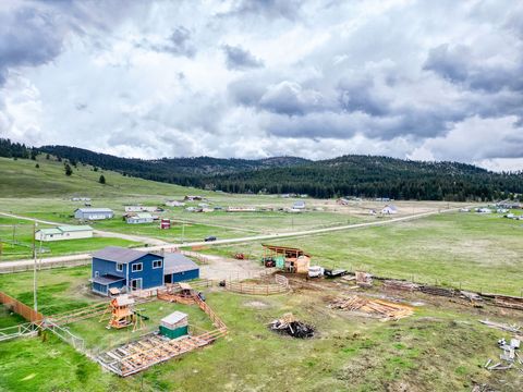 Tiny photo for 952 Smith Lake Road, Kalispell, MT 59901 (MLS # 30069186)