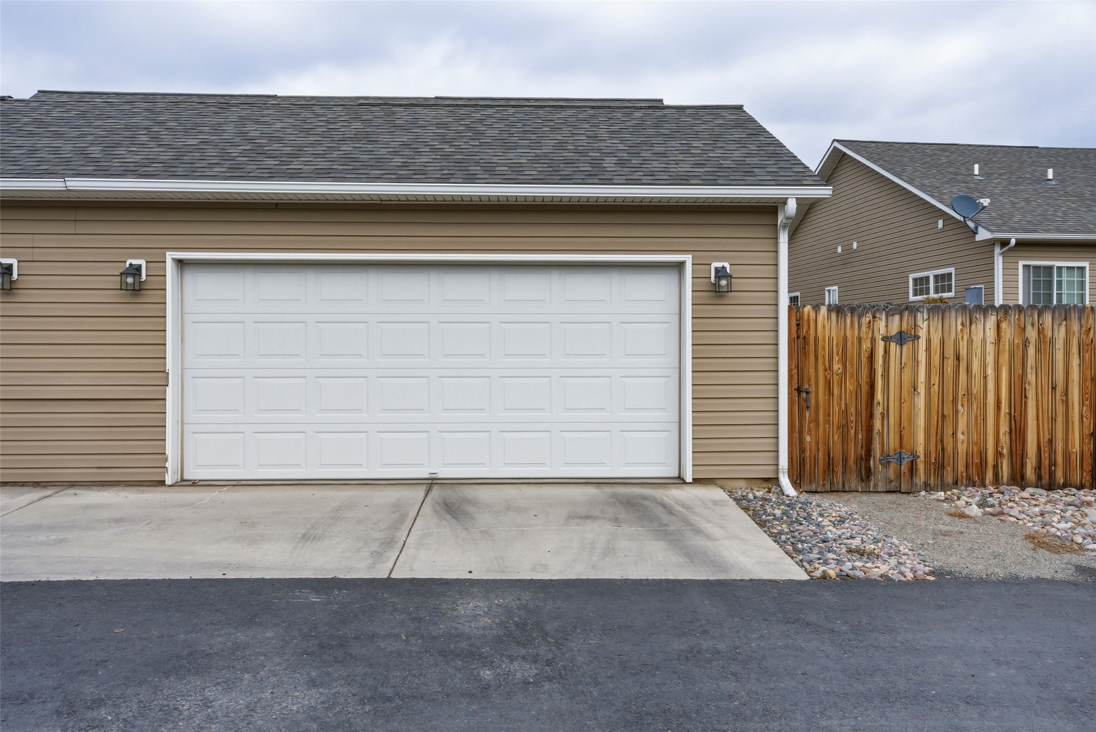 3777 England Boulevard A