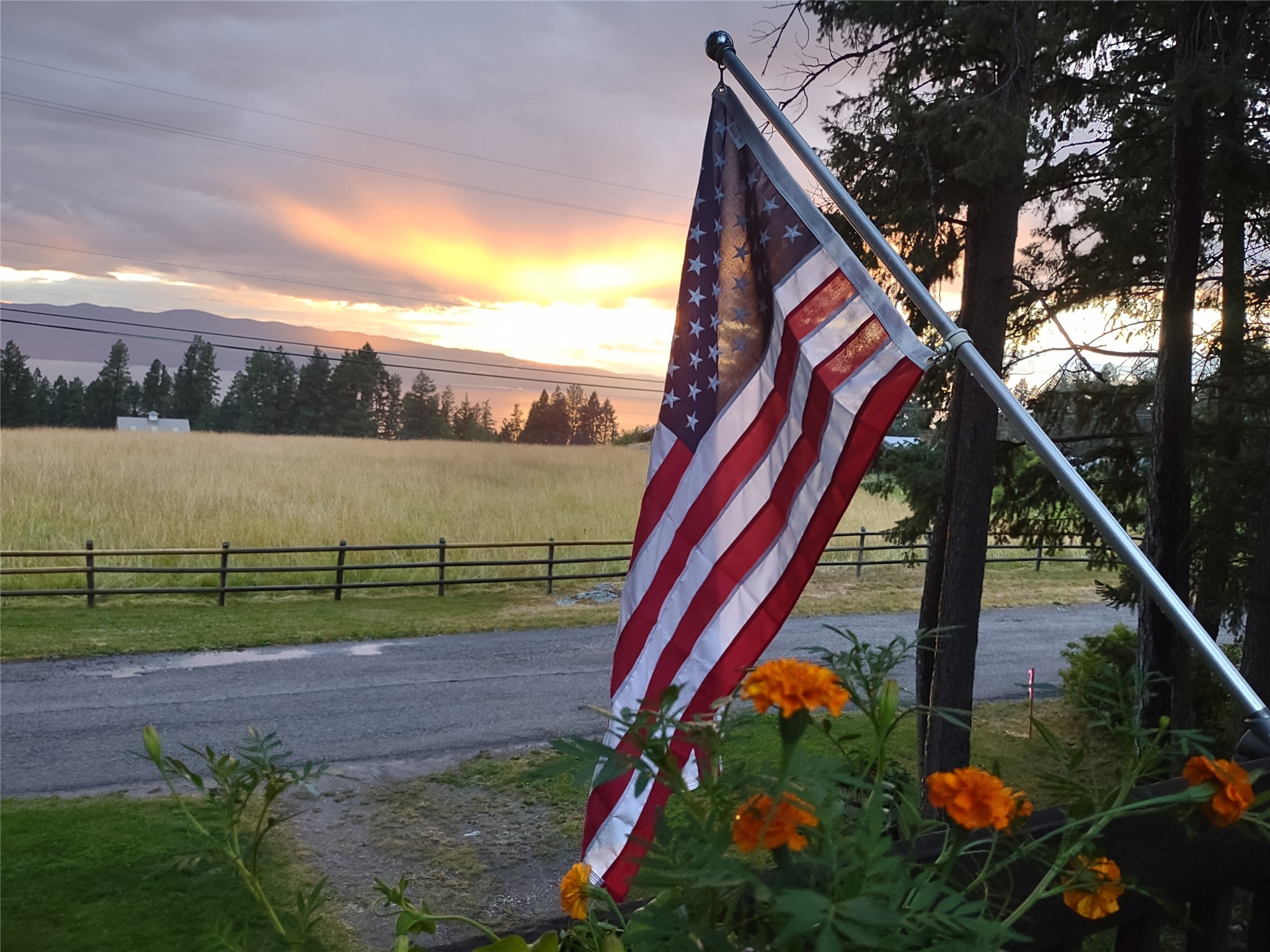 Bigfork, Montana 59911, United States, 3 Bedrooms Bedrooms, ,2 BathroomsBathrooms,Residential,Active,98623