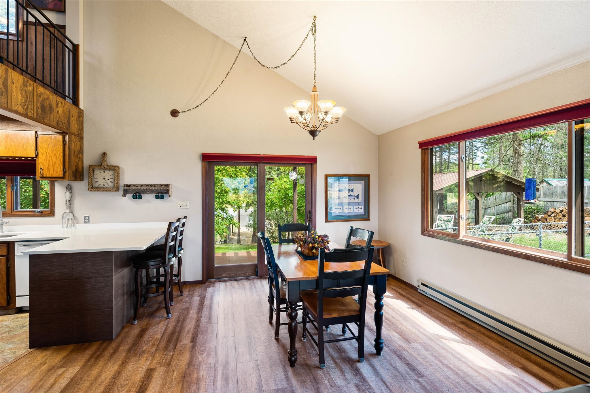 Bigfork, Montana 59911, United States, 3 Bedrooms Bedrooms, ,2 BathroomsBathrooms,Residential,Active,98623