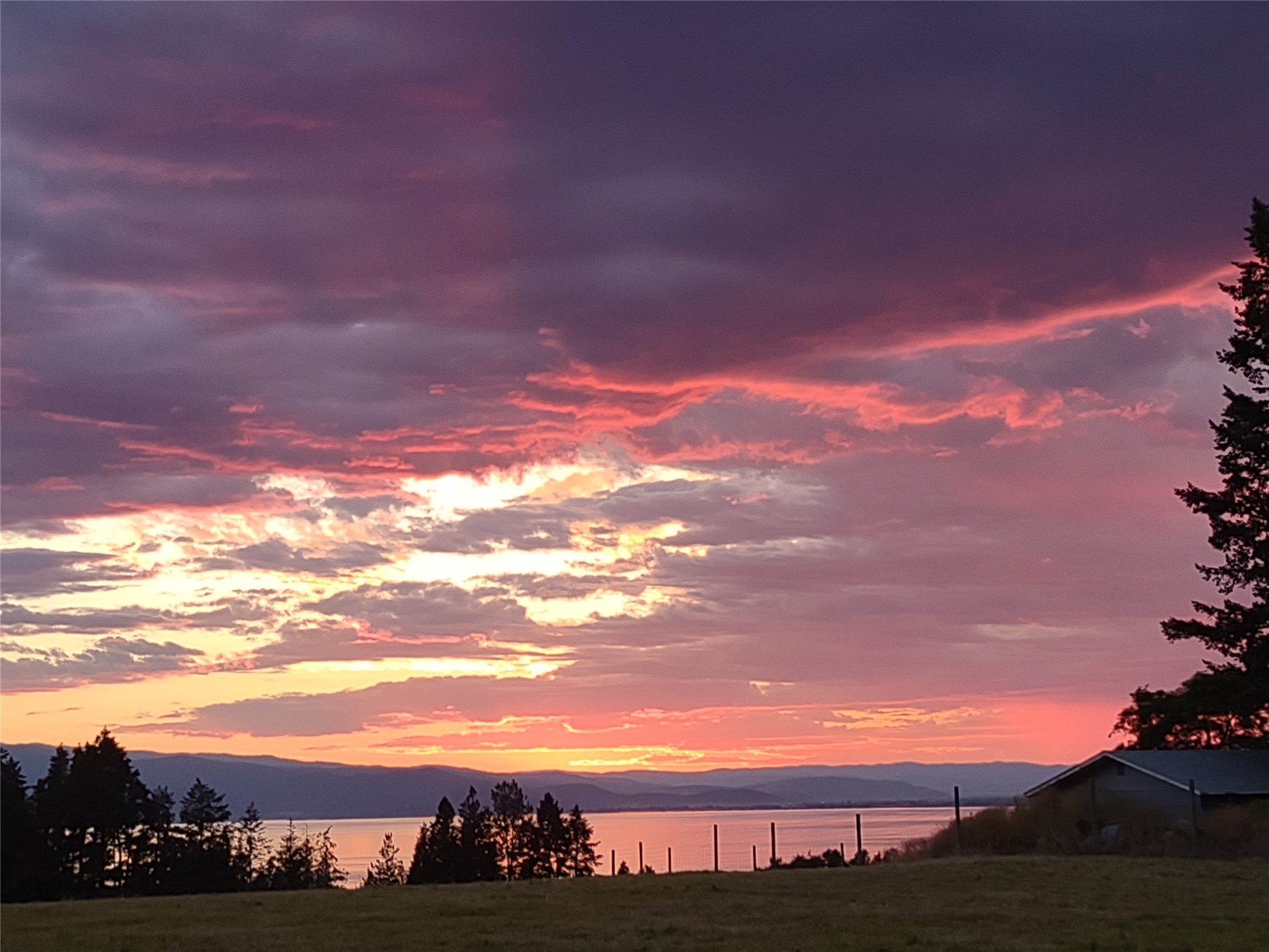 Bigfork, Montana 59911, United States, 3 Bedrooms Bedrooms, ,2 BathroomsBathrooms,Residential,Active,98623