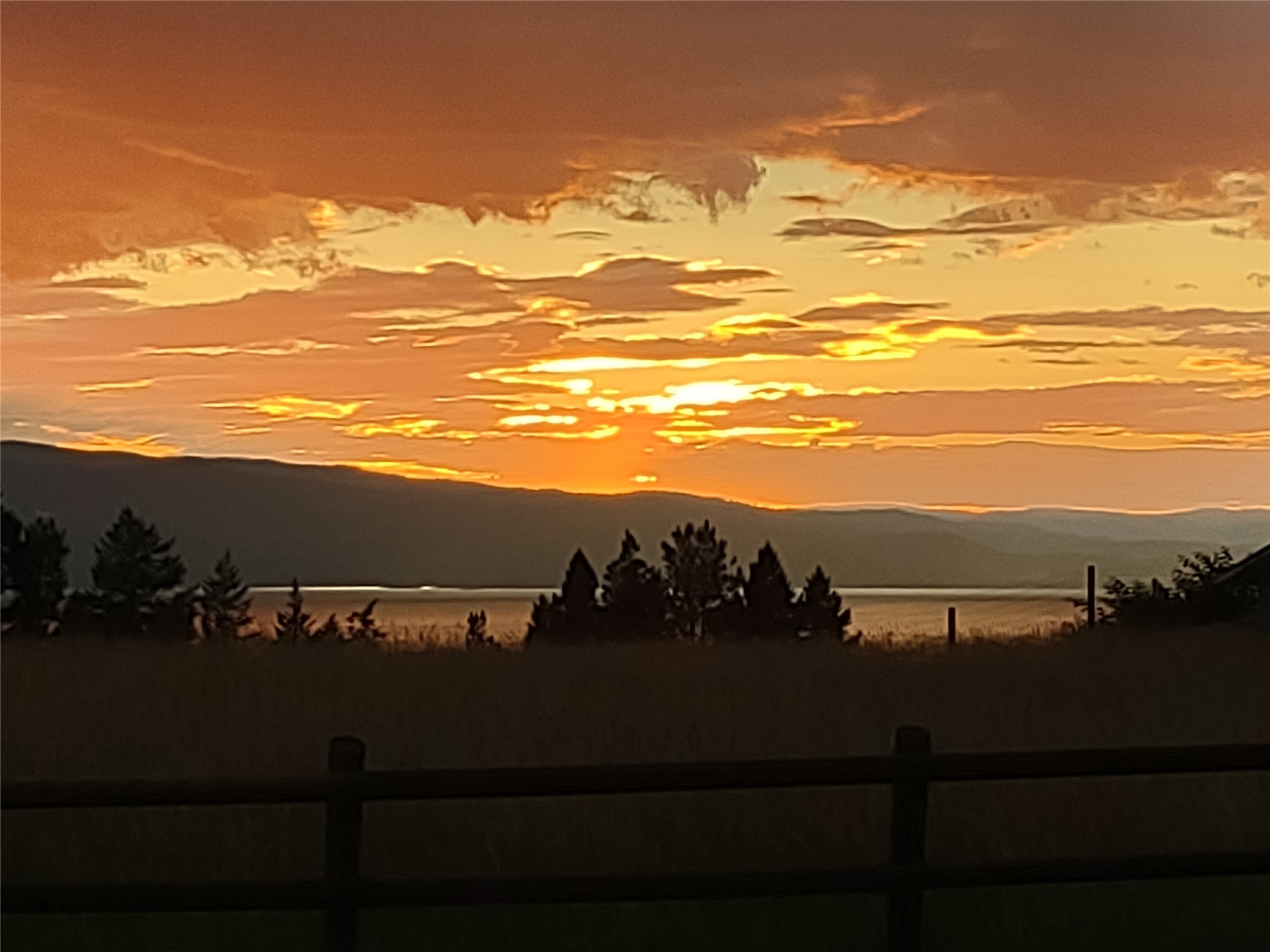 Bigfork, Montana 59911, United States, 3 Bedrooms Bedrooms, ,2 BathroomsBathrooms,Residential,Active,98623