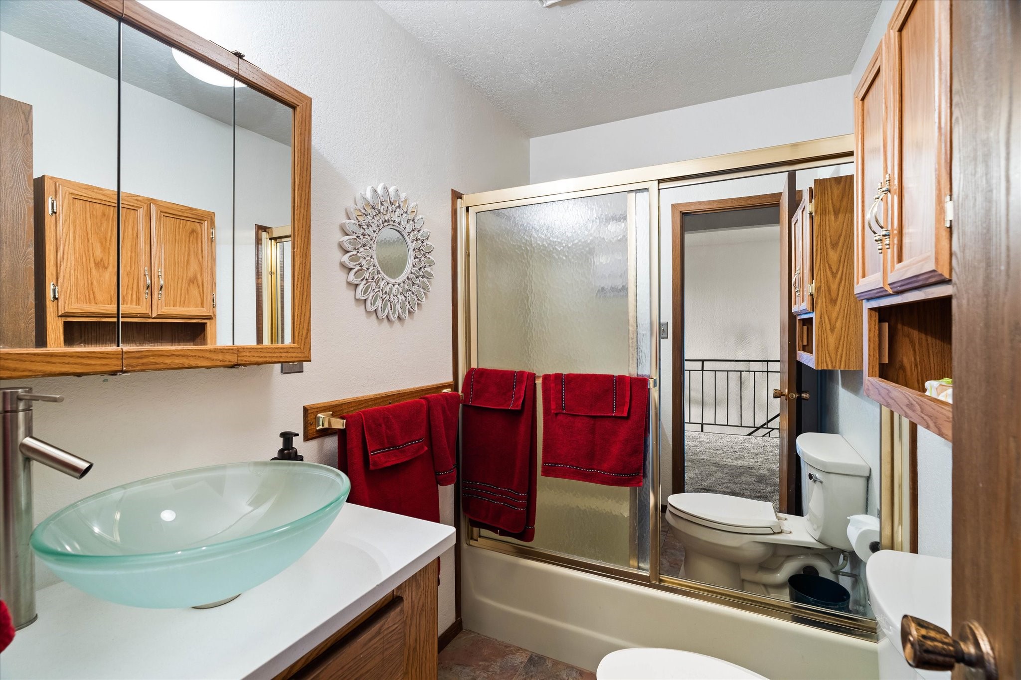 Bigfork, Montana 59911, United States, 3 Bedrooms Bedrooms, ,2 BathroomsBathrooms,Residential,Active,98623