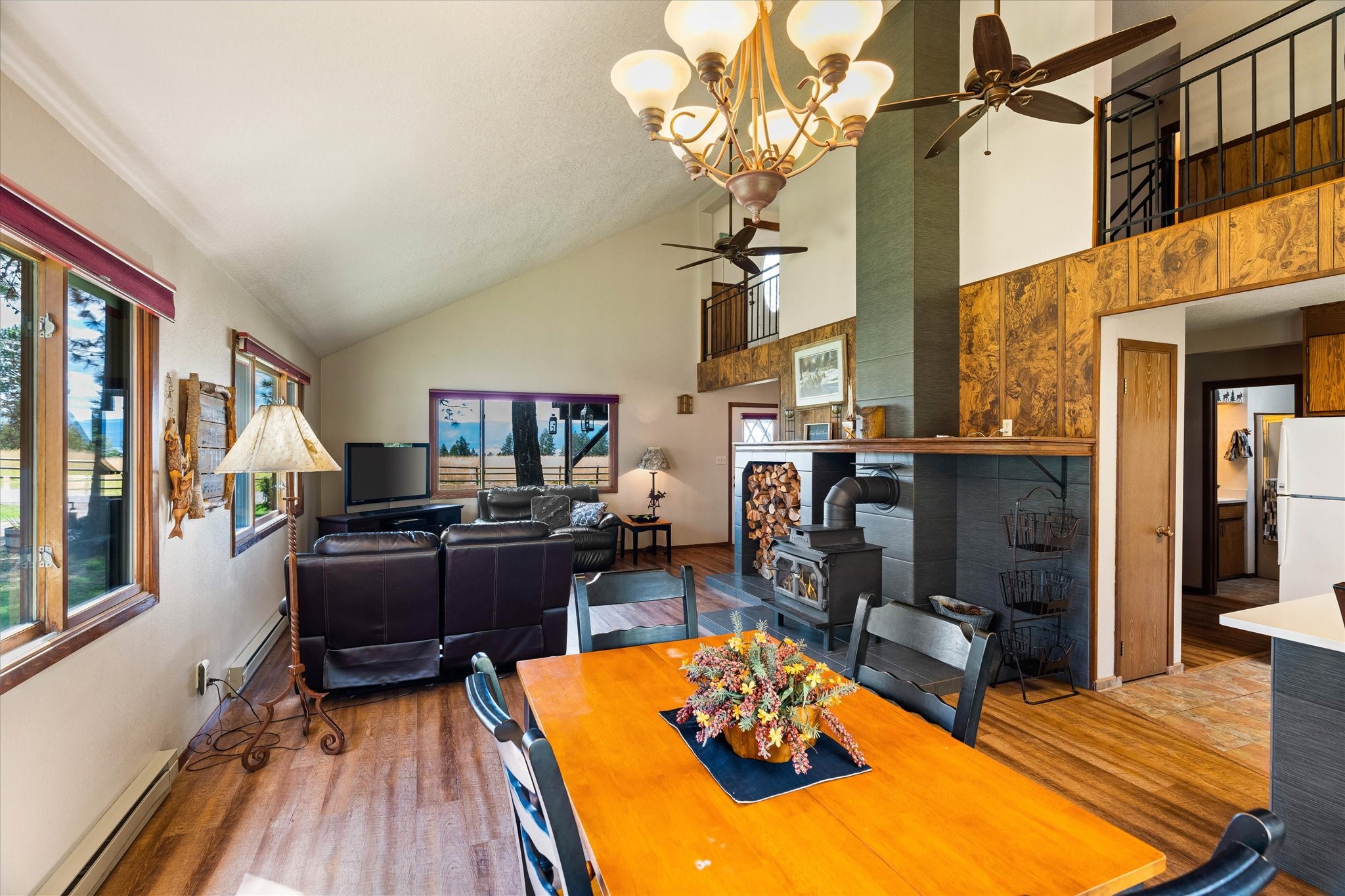 Bigfork, Montana 59911, United States, 3 Bedrooms Bedrooms, ,2 BathroomsBathrooms,Residential,Active,98623