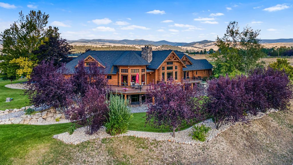 Photo of 524 Arrow Hill Drive, Hamilton, MT 59840 (MLS # 30057172)