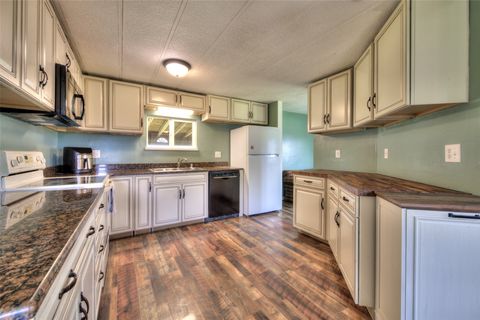 Tiny photo for 1327 Honey House Lane, Corvallis, MT 59828 (MLS # 30072289)