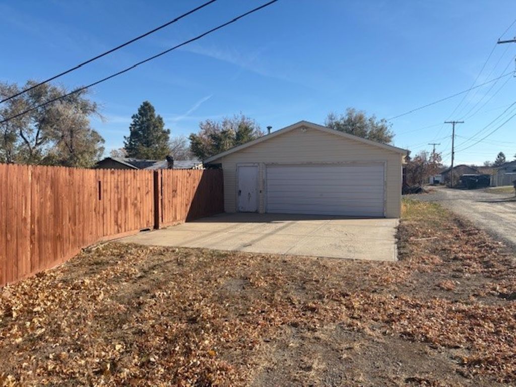 Photo of 1807 Townsend Avenue, Helena, MT 59601 (MLS # 30063766)