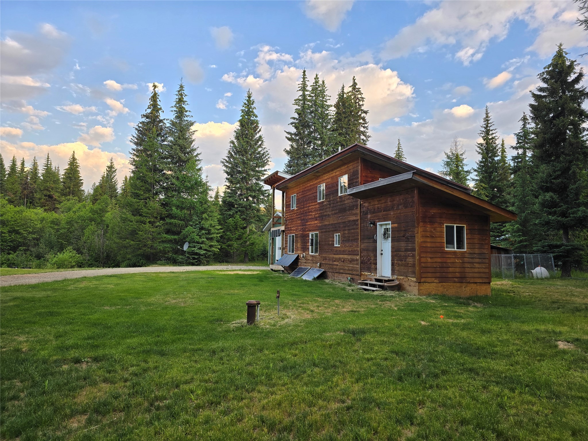 30467 S Fork Yaak Road (Yaak, MT)