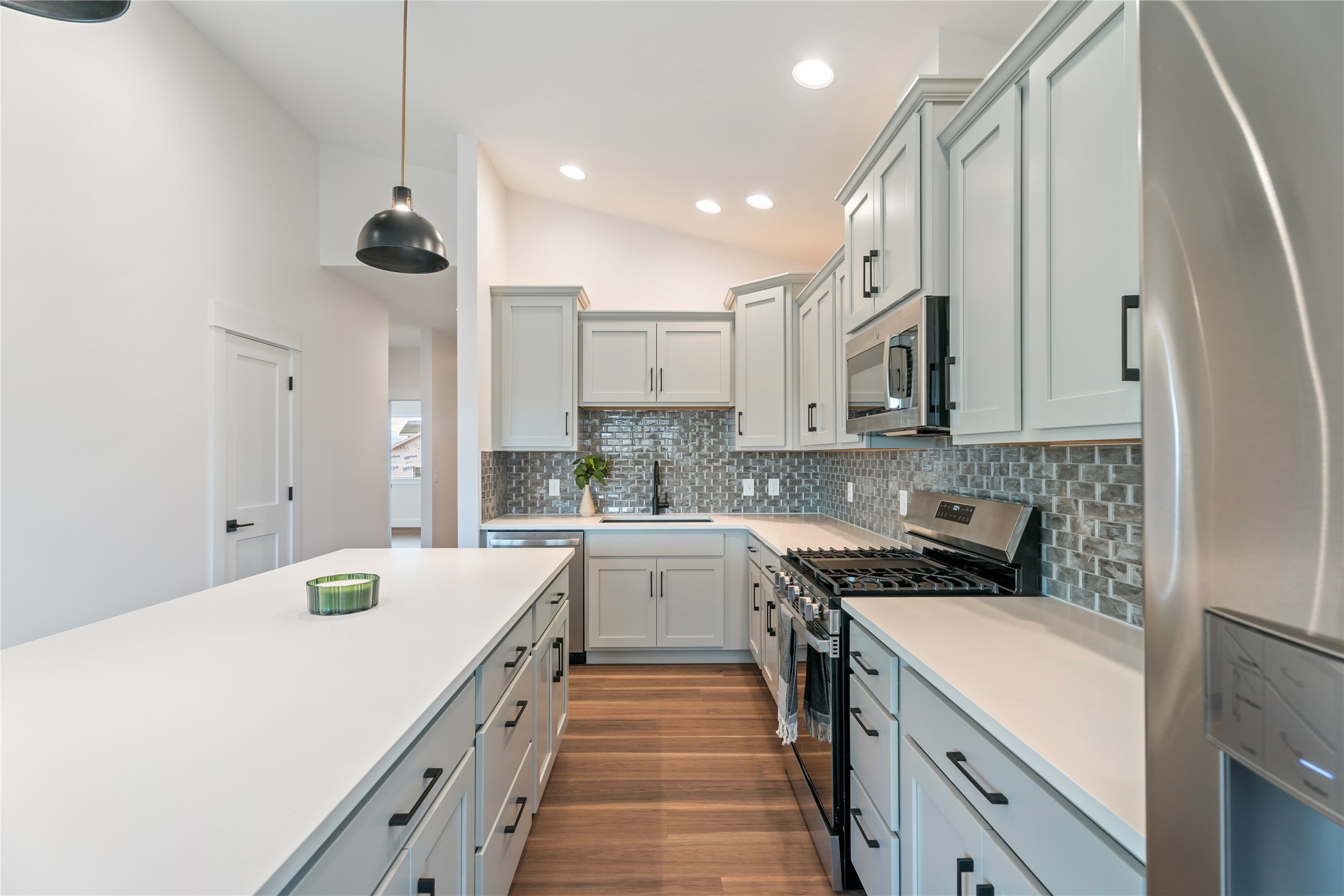 Helena, Montana 59601, United States, 3 Bedrooms Bedrooms, ,2 BathroomsBathrooms,Residential,Active,245966