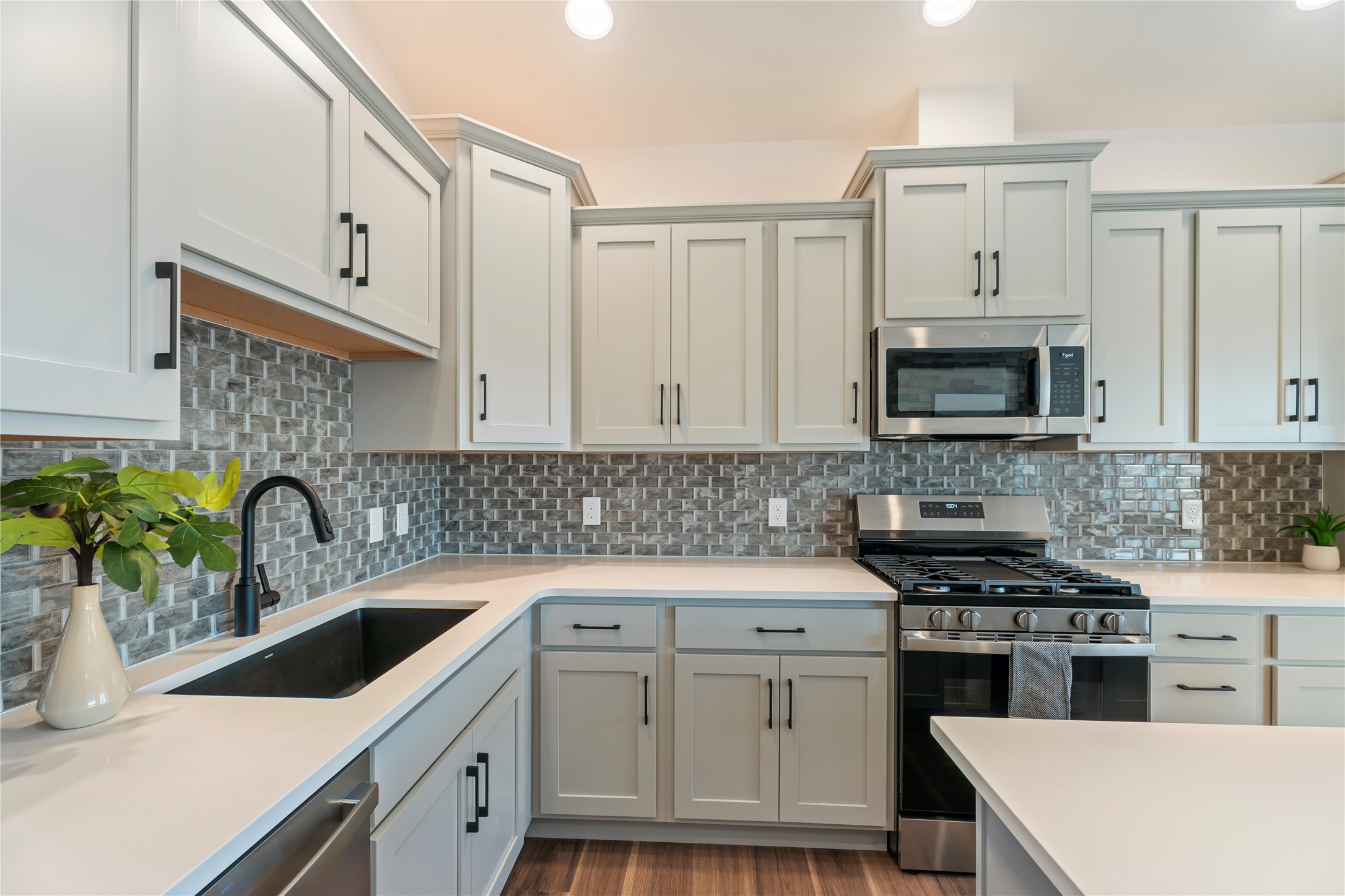 Helena, Montana 59601, United States, 3 Bedrooms Bedrooms, ,2 BathroomsBathrooms,Residential,Active,245966